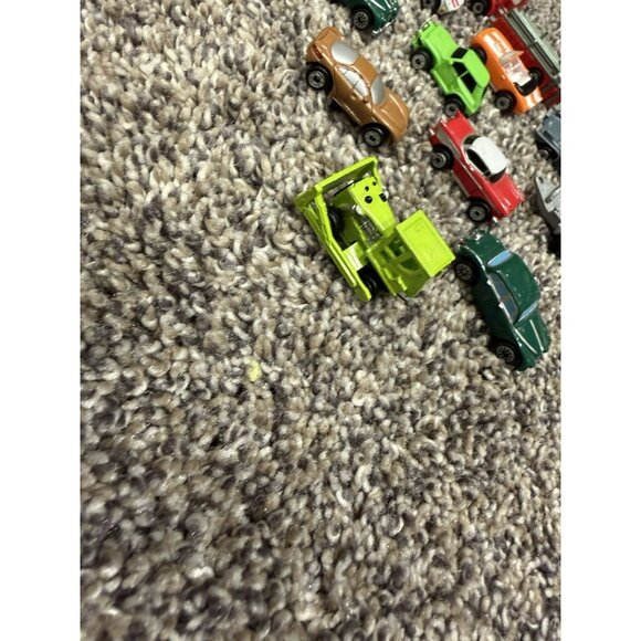 Lot Of 14 Vintage Micro Machine Vehicles And Airplane - Picture 5 of 5